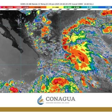 Flossie podría convertirse en huracán categoría II