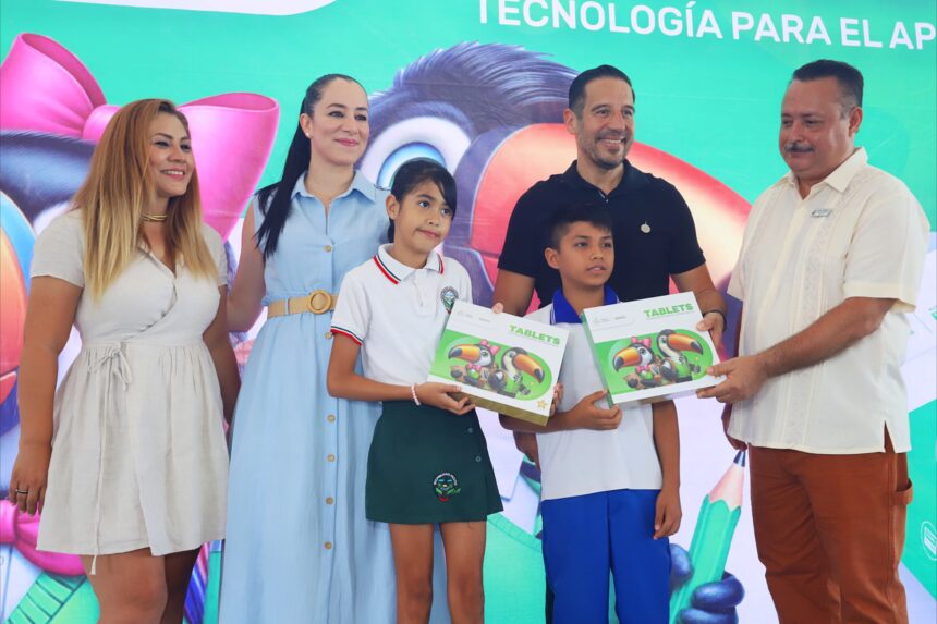 Más de 8 mil alumnos de primaria ya cuentan con tablets