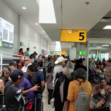 IMG-20250715-WA0085(1) Aeropuerto de Vallarta llama a prever tiempos ante incremento de usuarios en verano