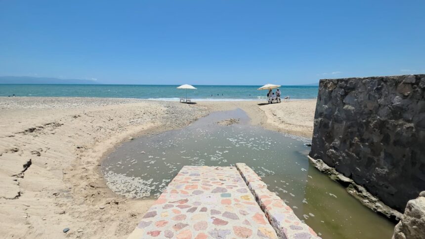 Detectan altos niveles de enterococos en tres playas de Puerto Vallarta; no son aptas para uso recreativo