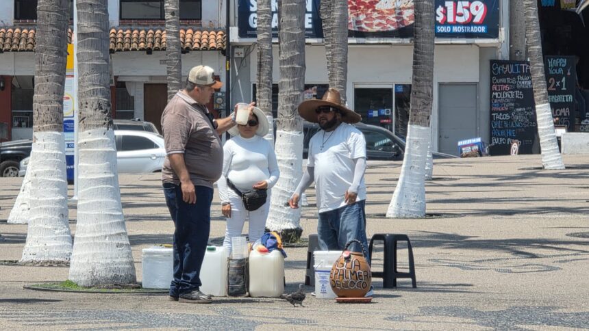 Comerciantes del Malecón reportan bajas ventas
