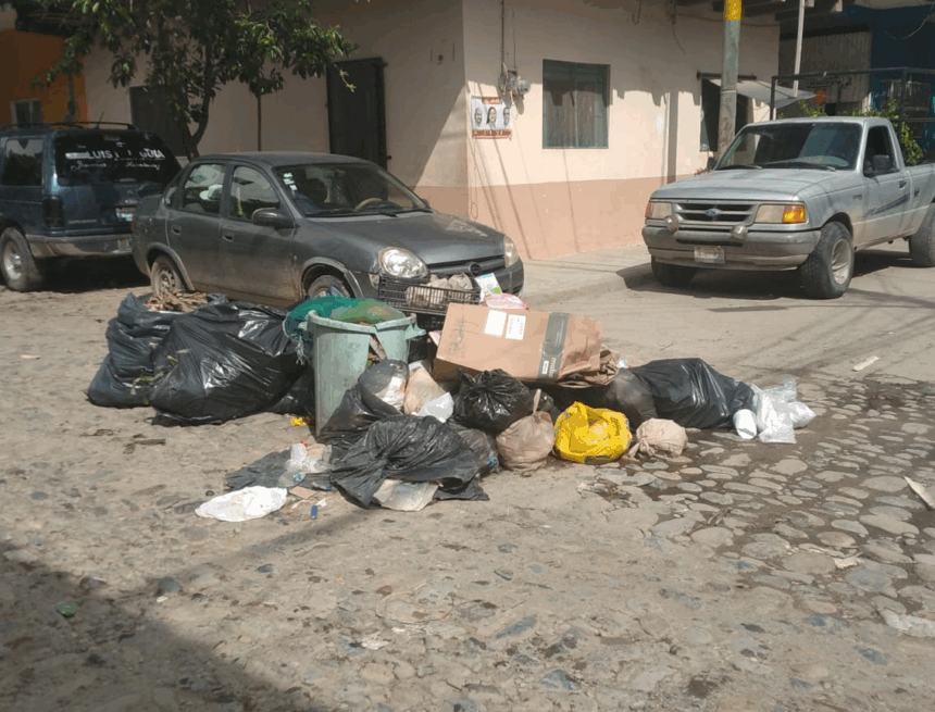 basura-en-calle Espera Vallarta 30% más de basura durante el periodo vacacional