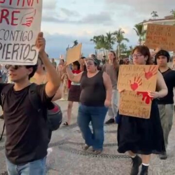 Se manifiestan en Puerto Vallarta en solidaridad con Gaza