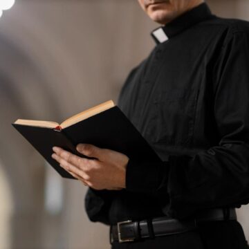 Diósesis de Tepic alerta sobre falso sacerdote