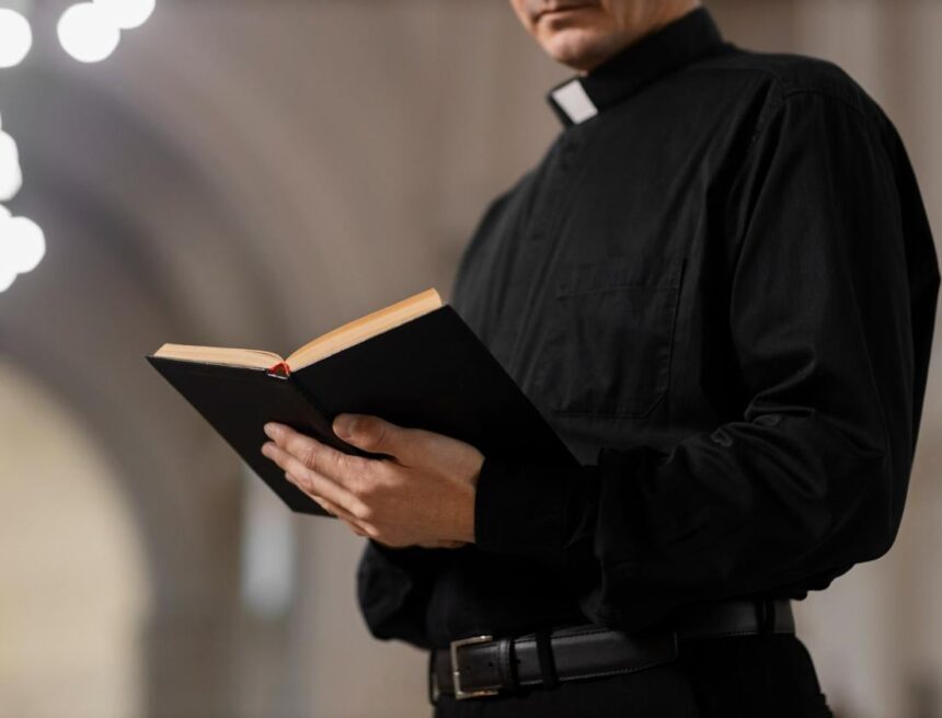 Diósesis de Tepic alerta sobre falso sacerdote