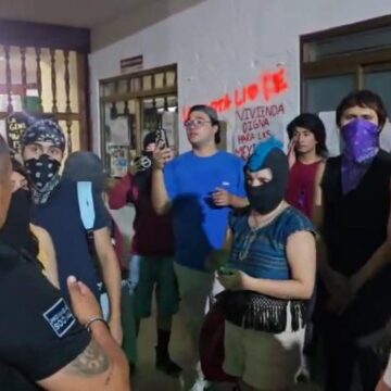 Puerto Vallarta alista denuncias por vandalización del patrimonio municipal