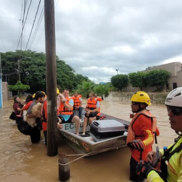 Vecinos de Puerto Vallarta exigen atención urgente tras inundaciones: “Cada año el problema va a seguir”