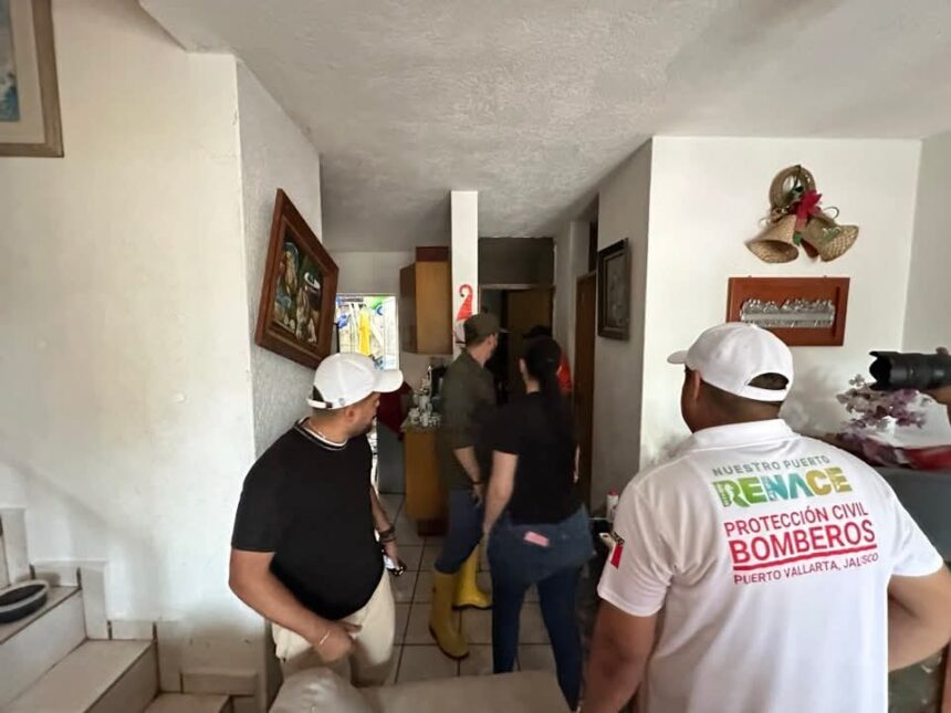 Solidaridad vallartense se hace presente tras afectaciones por las lluvias torrenciales