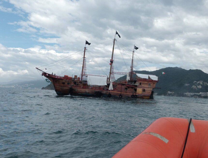 Se hunde el galeón “Marigalante”, uno de los principales atractivos turísticos de Puerto Vallarta
