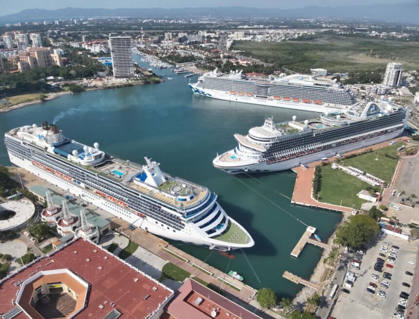 Enero de 2026 traerá 24 arribos de cruceros a Puerto Vallarta