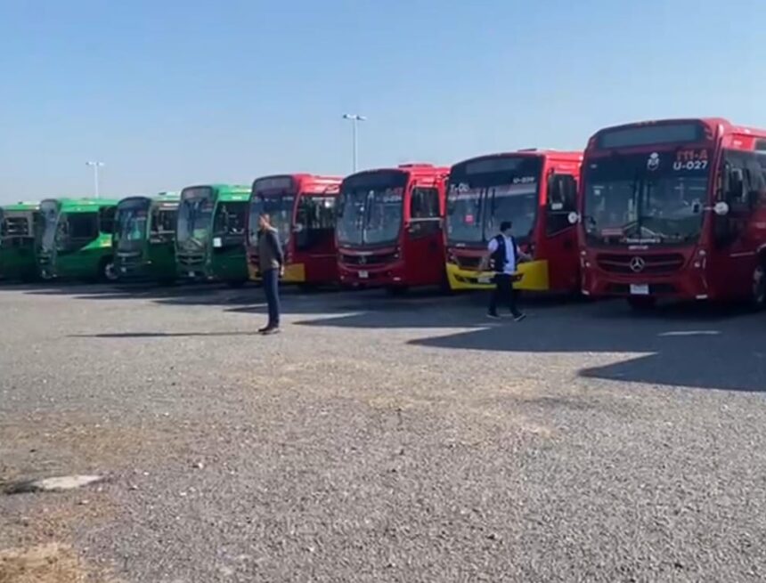 Confirma Lemus entrega de nuevas unidades del transporte público en Puerto Vallarta la próxima semana