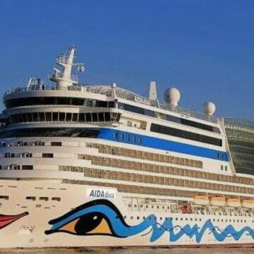 Arriba por primera vez a Puerto Vallarta el crucero AIDAdiva en su viaje alrededor del mundo de 133 días