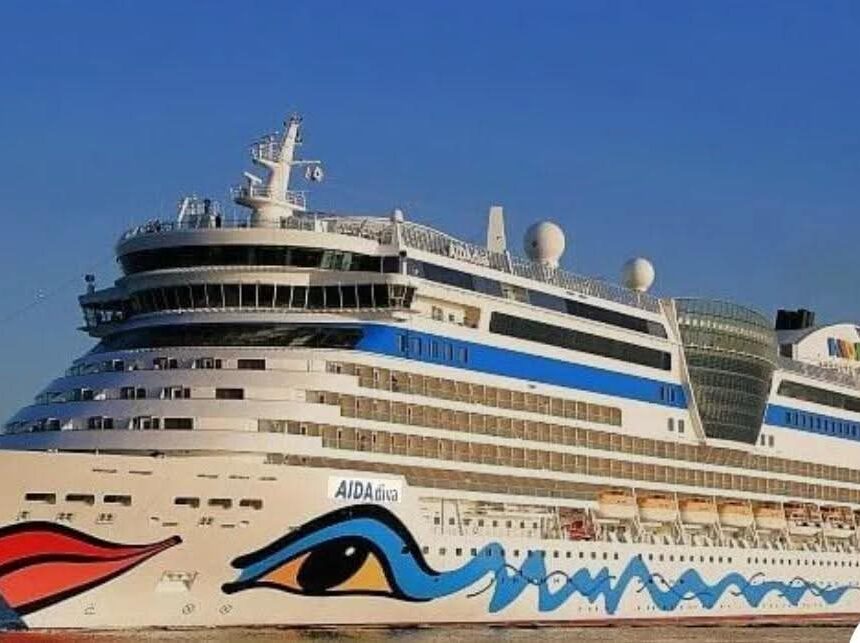 Arriba por primera vez a Puerto Vallarta el crucero AIDAdiva en su viaje alrededor del mundo de 133 días