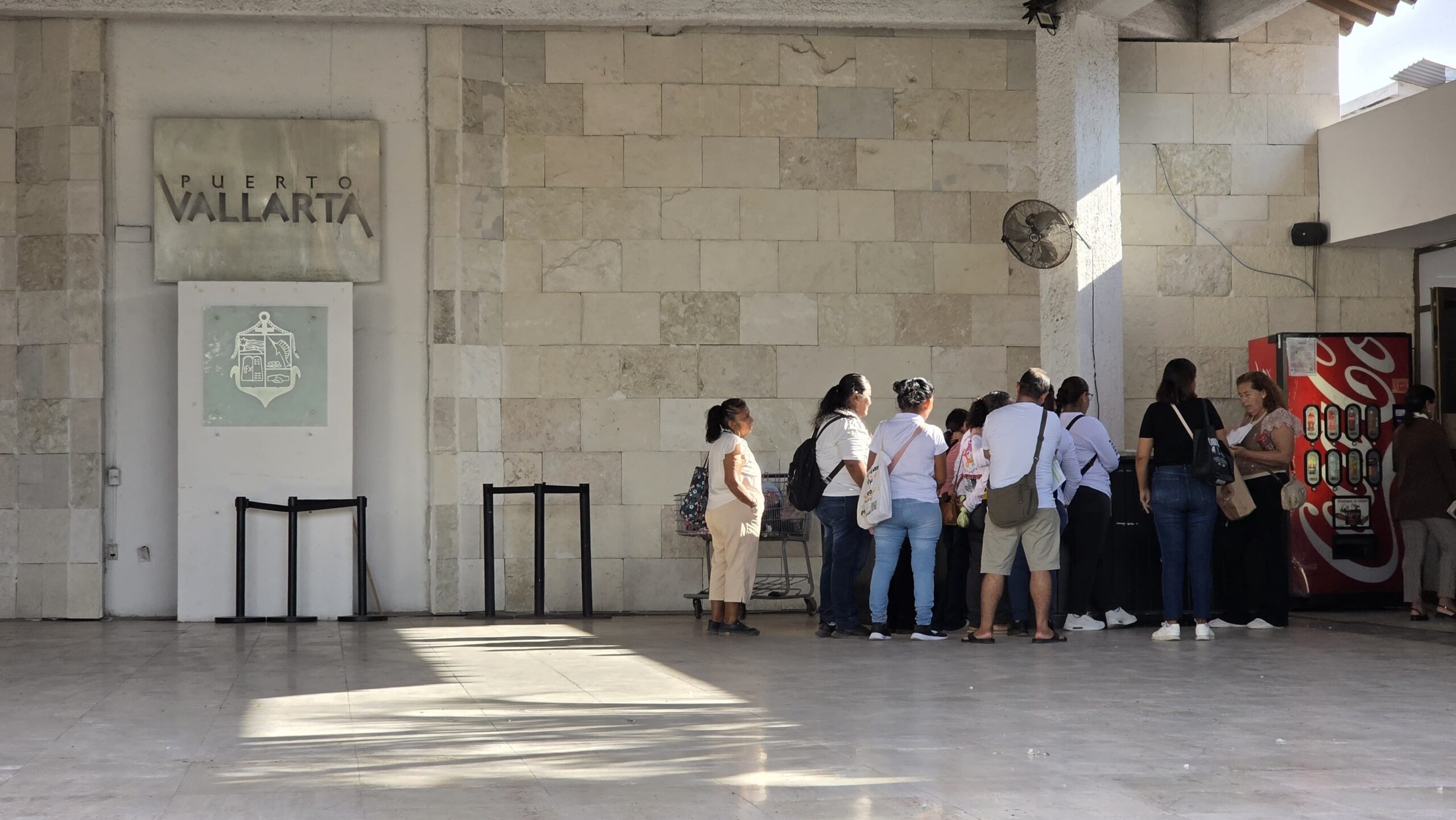 Familiares de personas desaparecidas reclaman falta de apoyos del DIF en Puerto Vallarta