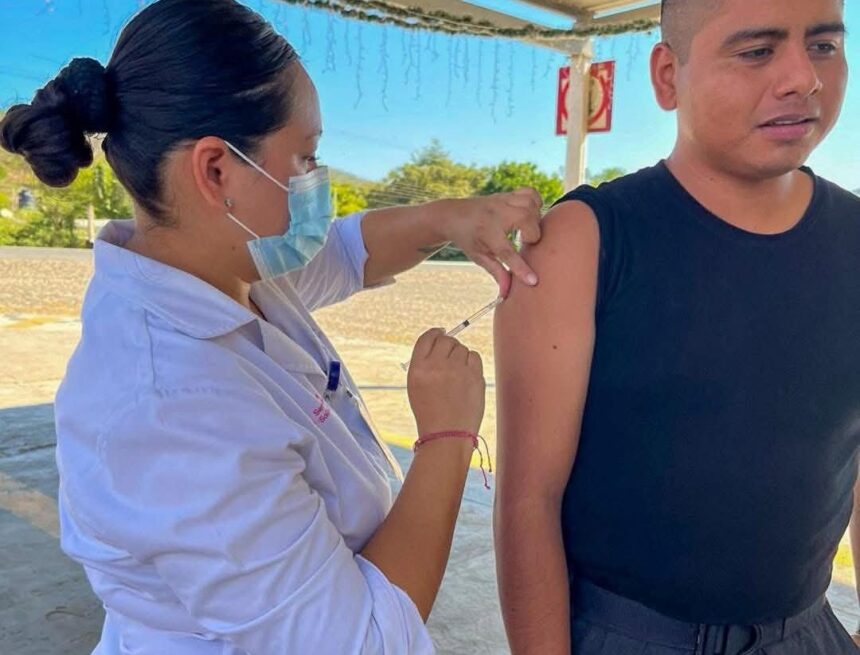 FB_IMG_1769185825107 Aplican más de 11 mil vacunas contra el sarampión en la Octava Región Sanitaria de Jalisco tras casos confirmados
