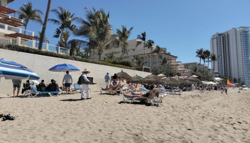 Puerto Vallarta vive un invierno más cálido con temperaturas hasta 5º por encima de lo normal