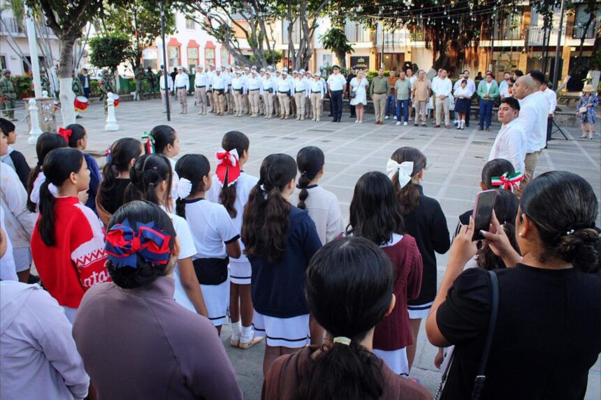 Personal Naval participa en el 109 Aniversario de la Promulgación de la Constitución Mexicana, en Puerto Vallarta