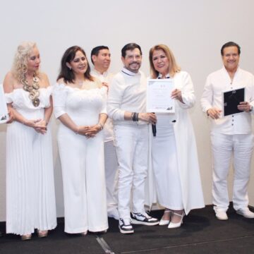 Anuncian hasta 60 mil becas y proyectos culturales para Puerto Vallarta en coordinación con el Gobierno Municipal