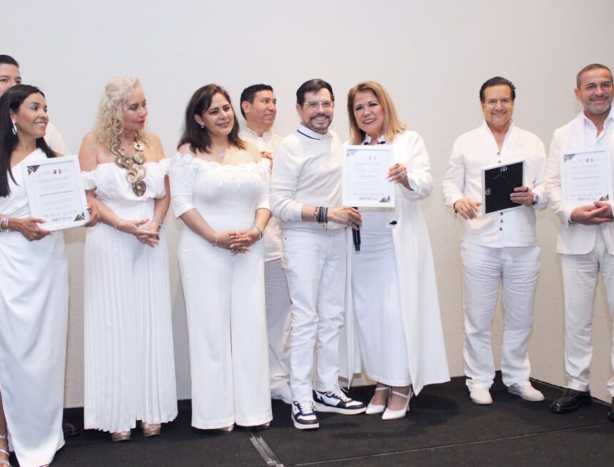 Anuncian hasta 60 mil becas y proyectos culturales para Puerto Vallarta en coordinación con el Gobierno Municipal