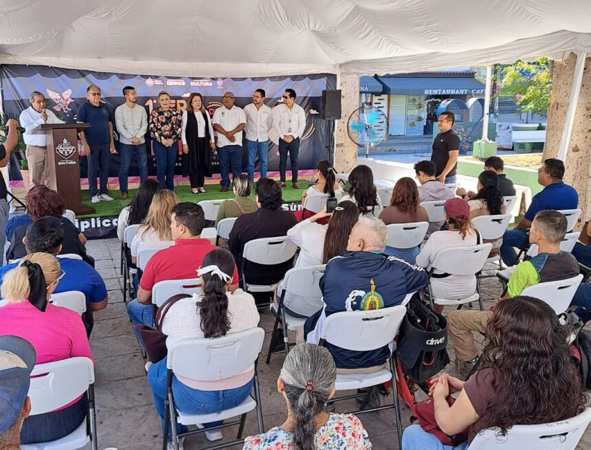 ¡El Pitillal vive su Primera Feria del Libro!