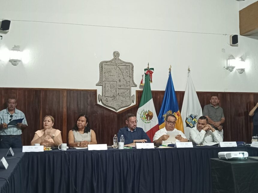 Aprueban en comisiones reformas para institucionalizar Cabildo y crear Consejo Municipal de la Diversidad