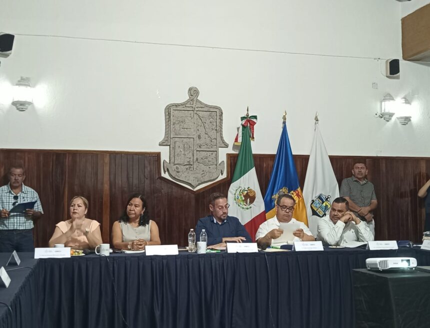 Aprueban en comisiones reformas para institucionalizar Cabildo y crear Consejo Municipal de la Diversidad