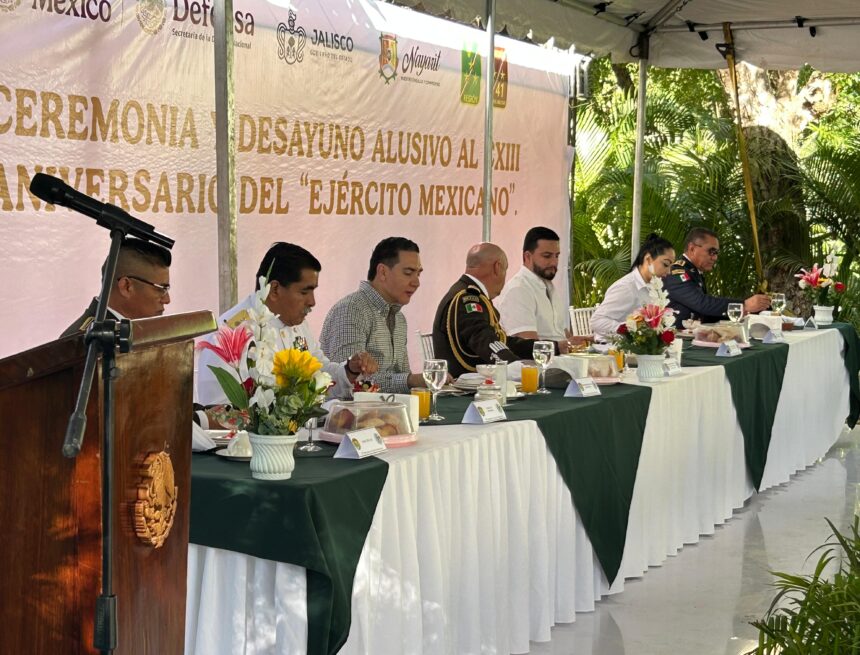 Conmemoran Día del Ejército Mexicano en Puerto Vallarta