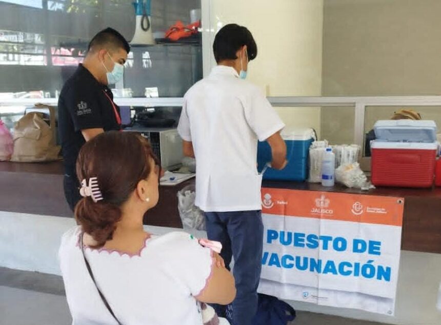 Primera semana de vacunación intensiva deja hasta 40 mil dosis aplicadas contra el sarampión en Puerto Vallarta