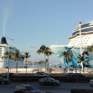 IMG-20260401-WA0021 Abril inicia con doble arribo de cruceros en Puerto Vallarta; esperan 26 durante el mes