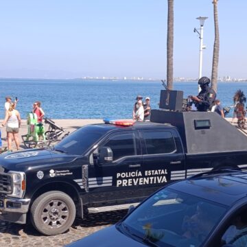 IMG-20260401-WA0117 Refuerzan seguridad en Puerto Vallarta con presencia de policía estatal durante Semana Santa 2026