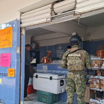 Retienen más de 370 kilos de producto marino