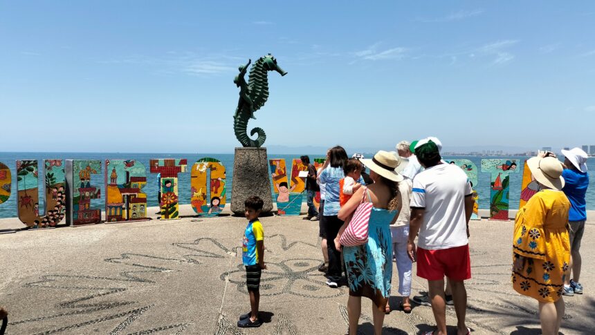 Puerto Vallarta es nominado a mejor ciudad en premios internacionales 2026