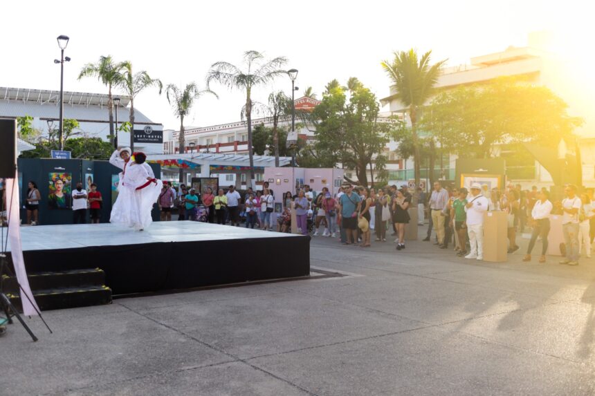 Galería Pública del Puerto consolida su segunda edición en Parque Hidalgo