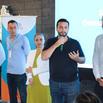IMG-20260428-WA0251 Dan banderazo a apoyos del Gobierno estatal para empresas en Puerto Vallarta