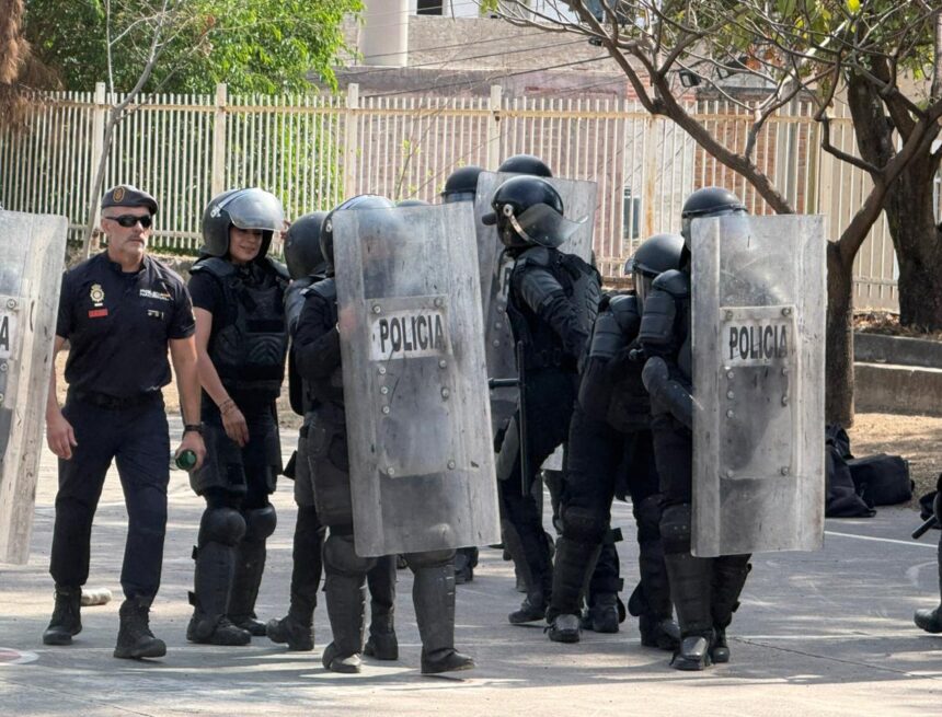 Policía de Jalisco se capacita en España rumbo al Mundial de Fútbol 2026