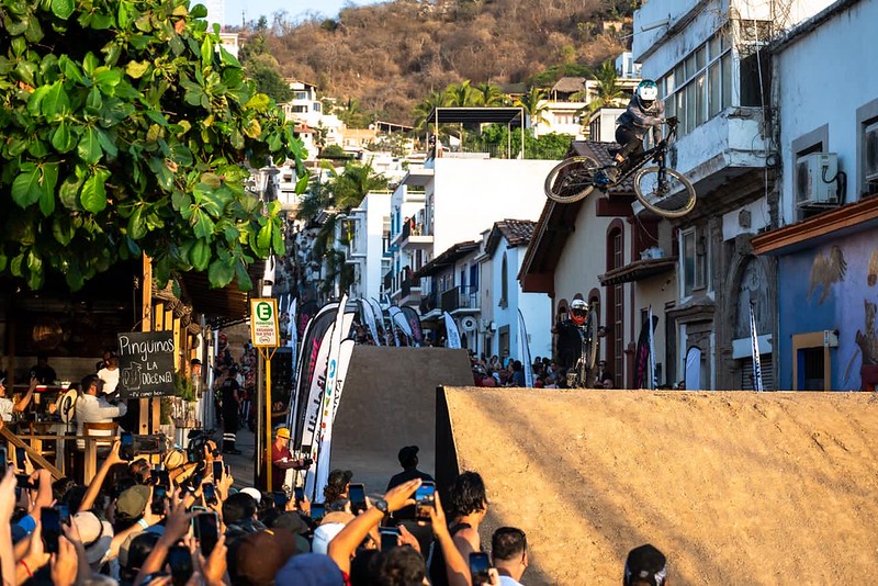 55246710158_7e0122b658_c Vallarta vive emoción con un Downhill de talla mundial