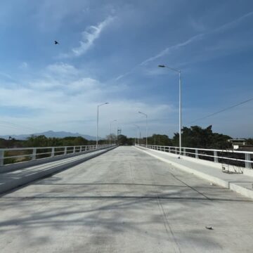 Concluye construcción del nuevo puente de La Desembocada