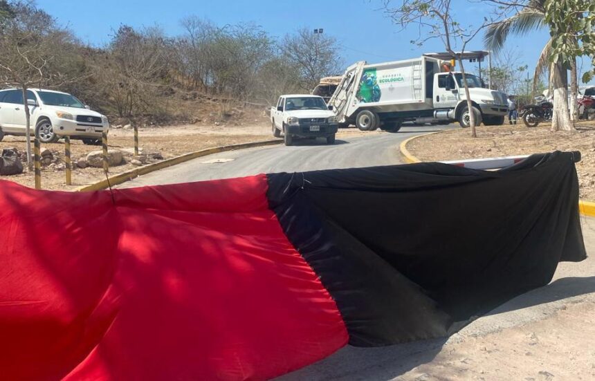 Trabajadores de limpia en Vallarta se van a huelga