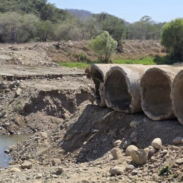 Retiran paso alterno sobre el río Mascota