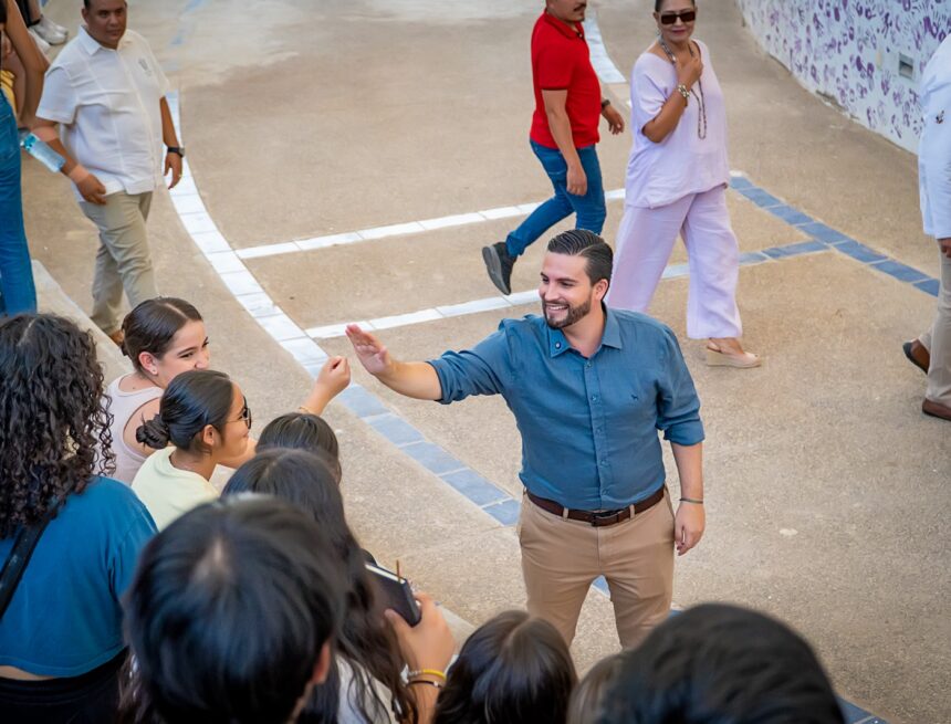 Pa’ Que Veas Bien llega a la Preparatoria Regional de Puerto Vallarta
