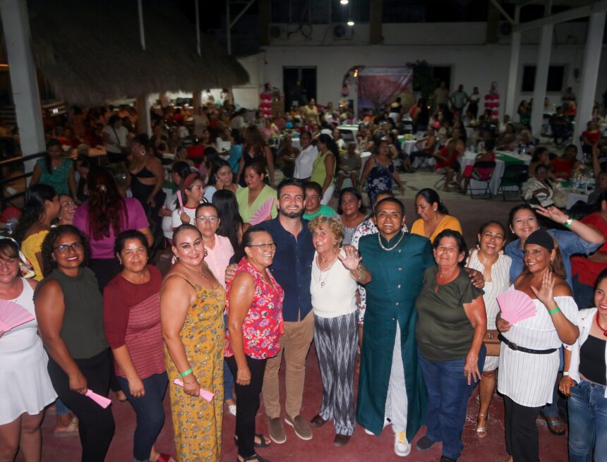 Homenajean a más de 700 mamás de Las Juntas