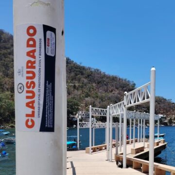 WA_1778097434102 Por presuntos daños, clausura PC Jalisco obra en muelle de Boca de Tomatlán