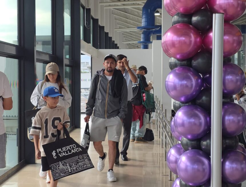Volaris inaugura nueva ruta directa entre Aguascalientes y Puerto Vallarta