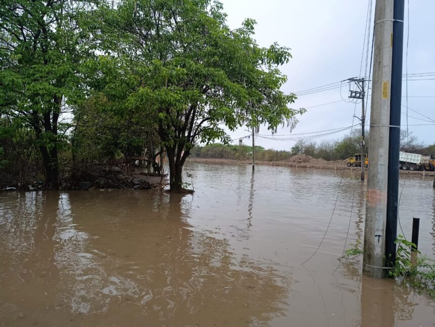 Identifica 12 puntos de desbordamiento y 26 zonas de inundación en Puerto Vallarta