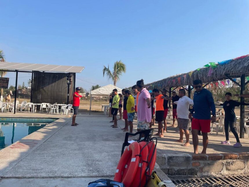 Guardavidas fortalece su preparación para emergencias acuáticas