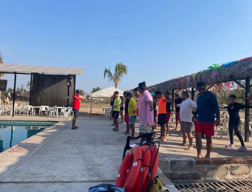 Guardavidas fortalece su preparación para emergencias acuáticas