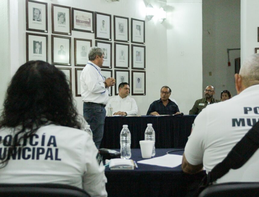 Reciben capacitación integrantes del Consejo Municipal de Prevención Social de las Violencias y la Delincuencia
