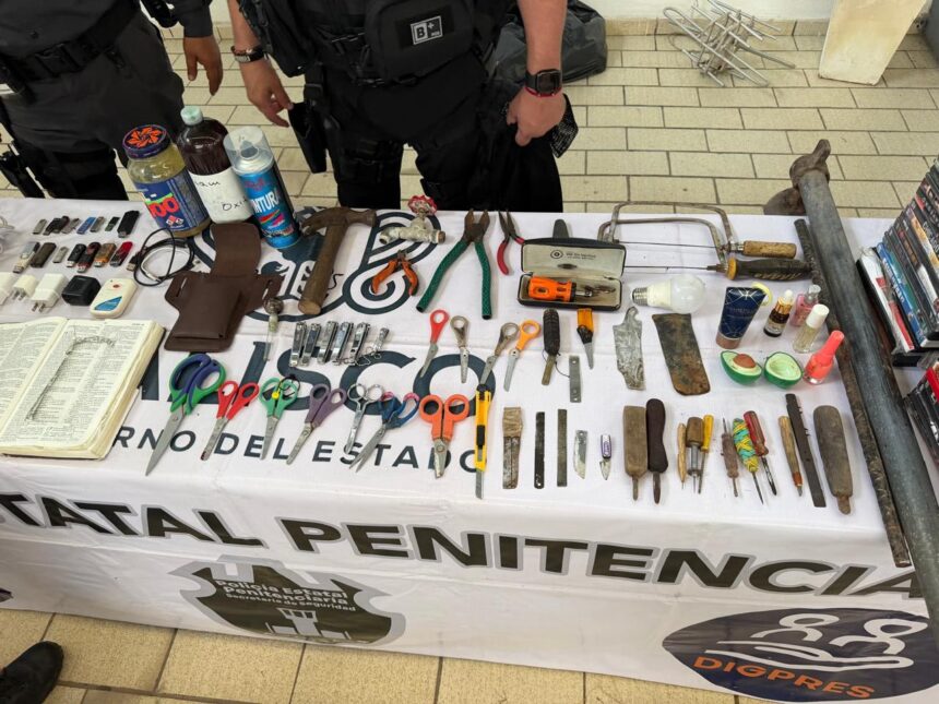 Aseguran armas hechizas, puntas y otros objetos prohibidos en quinto operativo del penal de Puerto Vallarta