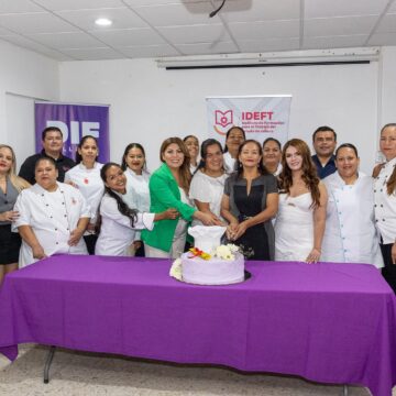 Concluyen mujeres de zona rural diplomado en repostería con apoyo de DIF Vallarta e IDETF