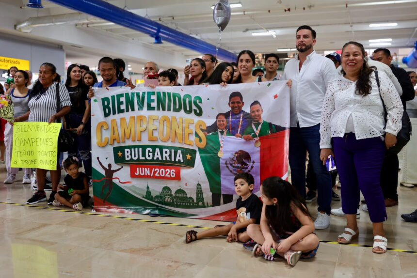 IMG-20260620-WA0118 Munguía recibe a atletas vallartenses medallistas en el Mundial de Síndrome de Down 2026
